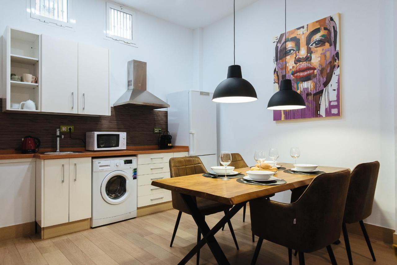 Hostly Rbh0 Modern Apartment Sevilla Exteriör bild